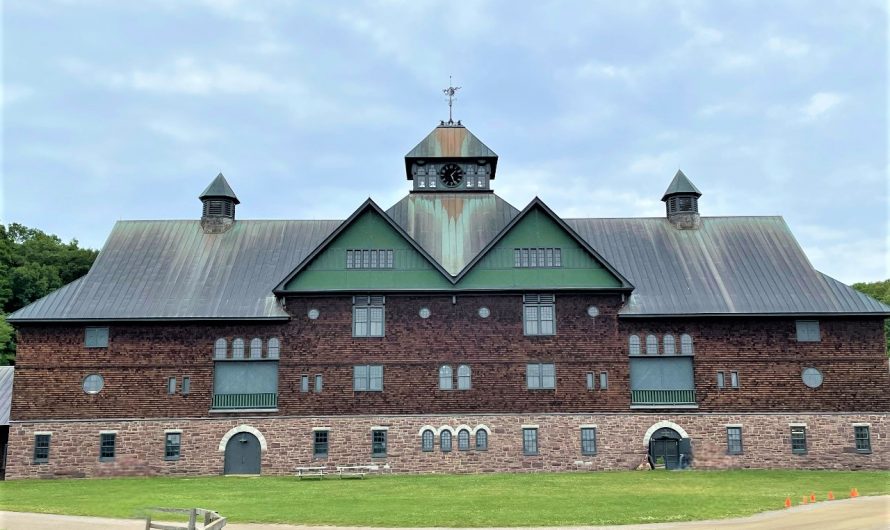 “Sun to Cheese” Tour at Shelburne Farms